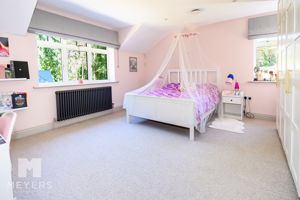 Photo 15- click for photo gallery